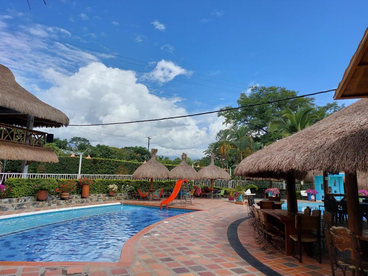 Hotel Campestre San Joaquin Garzón Exteriör bild